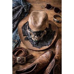 Head'n Home Duke Leather Cowboy Hat Size M Feather Wrap Festival Western Boho